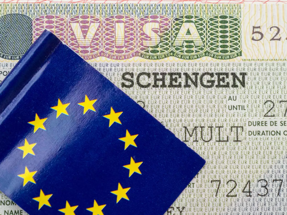 You are currently viewing EU raises Schengen visa fee to €90